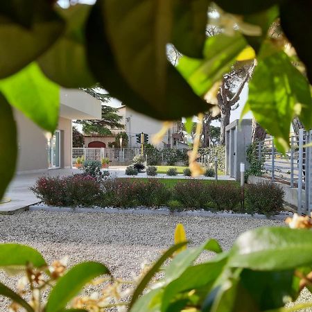 Assteas Rooms เพสตุม ภายนอก รูปภาพ