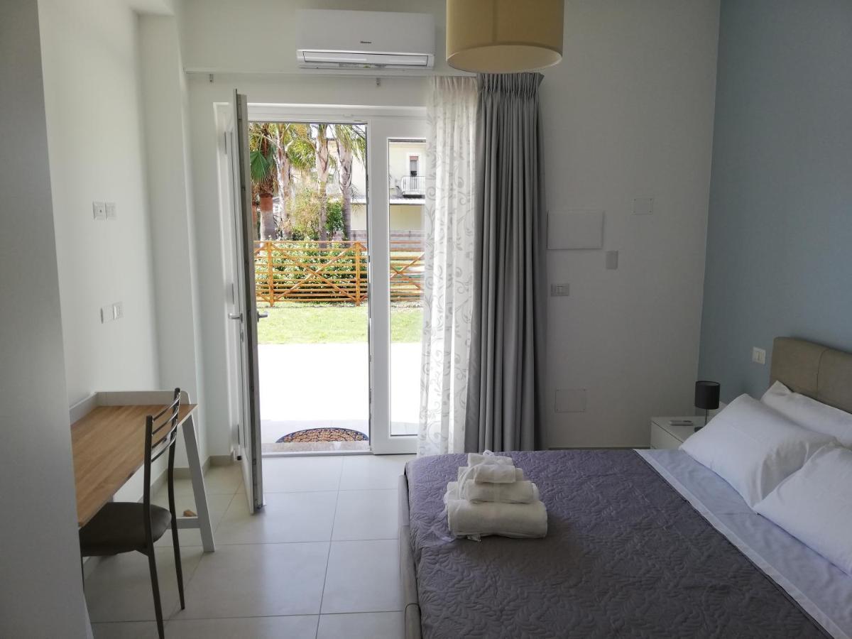 Assteas Rooms เพสตุม ภายนอก รูปภาพ